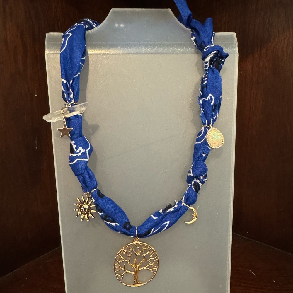 Bandana necklace